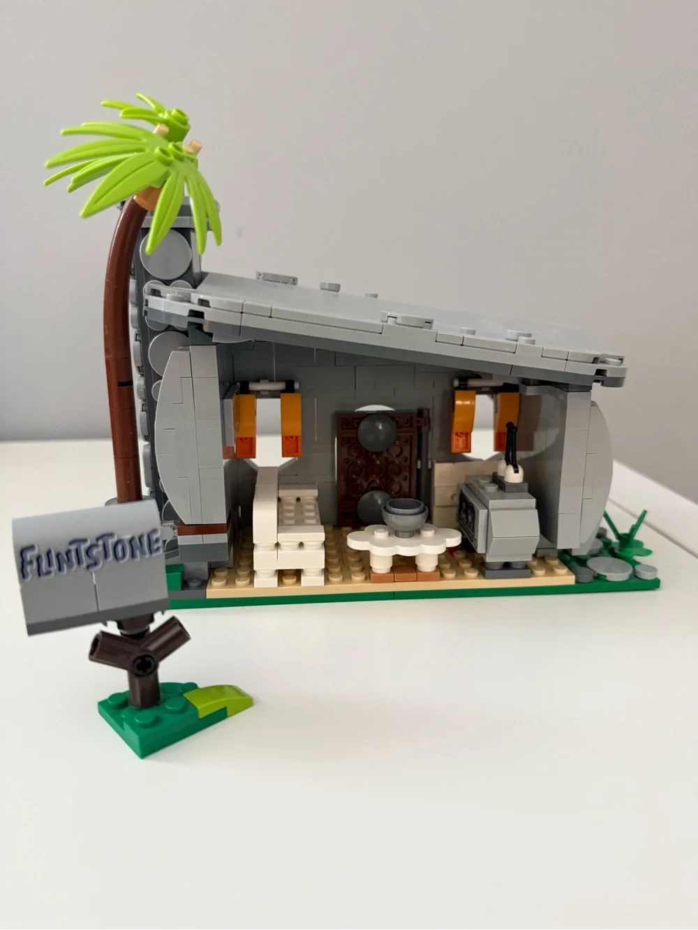 Lego Ideas 21316 - The Flintstones